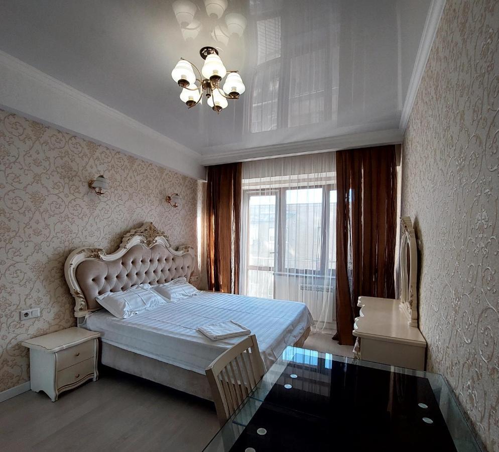 Elite Apartment In Street Mederova 50 Bischkek Exterior foto